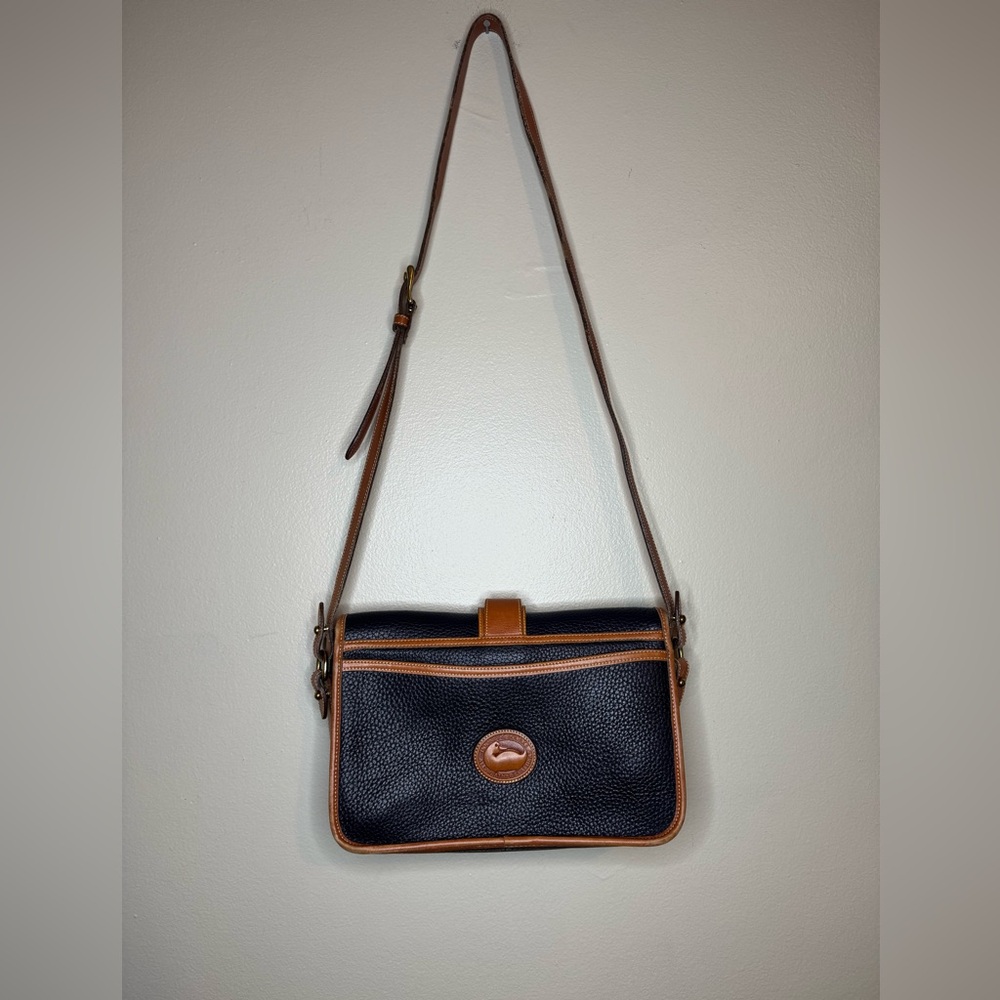 Vintage Dooney & Bourke AWL Leather Crossbody Navy Tan USA Made Classic Bag